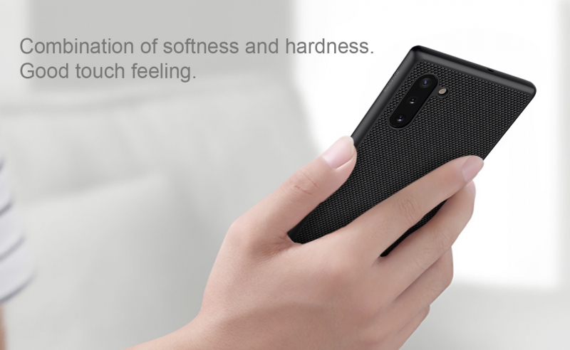 Ốp Lưng Samsung Galaxy Note 10 Dạng Vải Hiệu Nillkin TexTured được làm bằng chất liệu nhựa cao cấp dạng vải,họa tiết carô nhuyễn siêu sang chảnh.